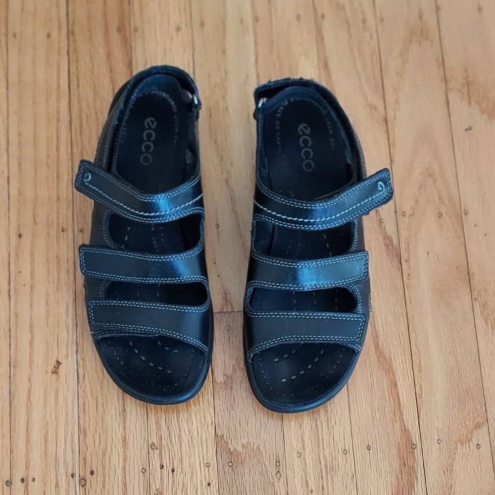 Ecco Sandals